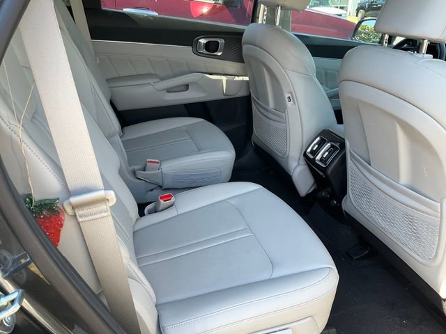 Used 2023 Kia Sorento SX AWD/4WD image 9