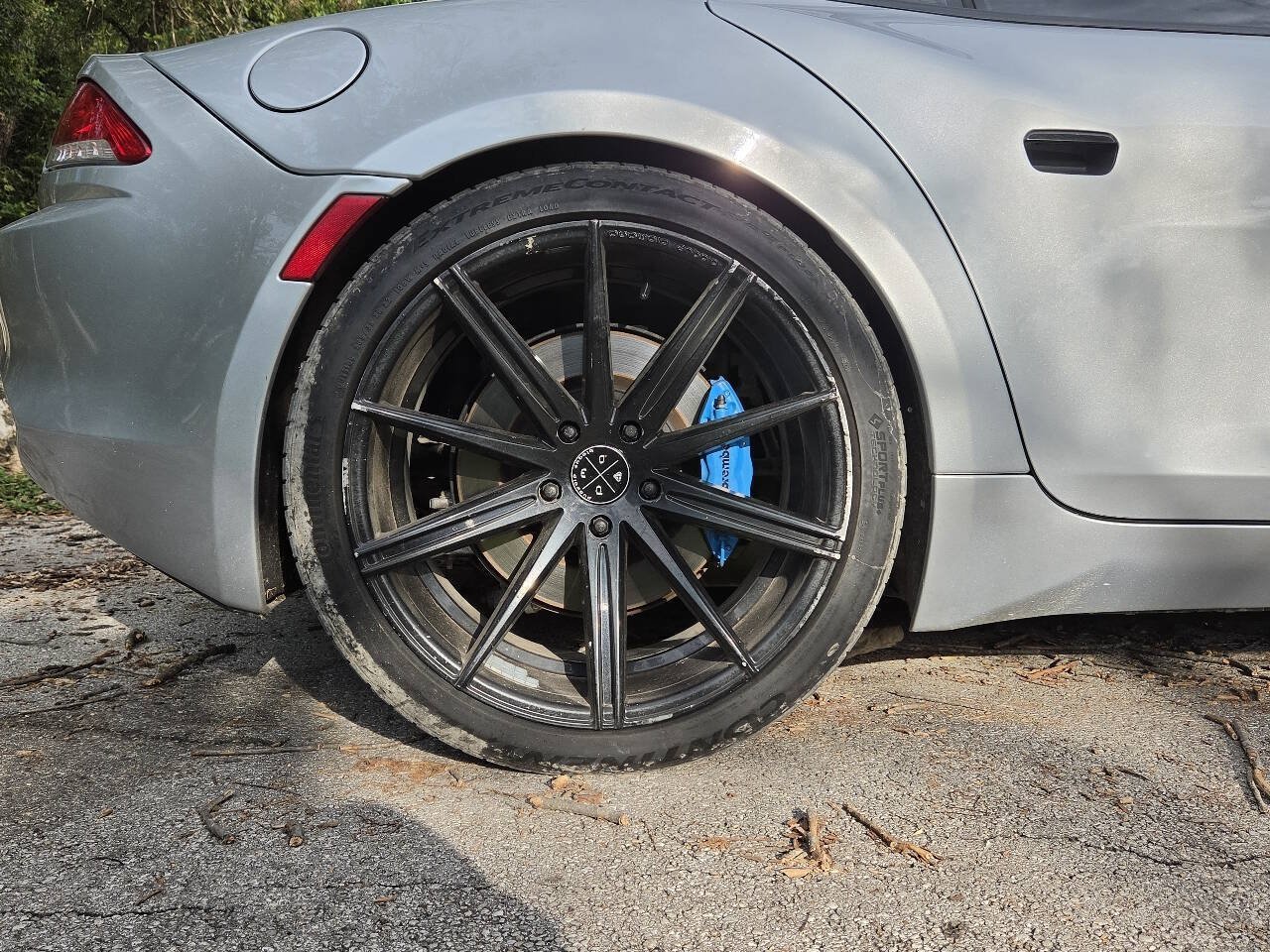 Used 2012 Fisker Karma EcoSport RWD image 30