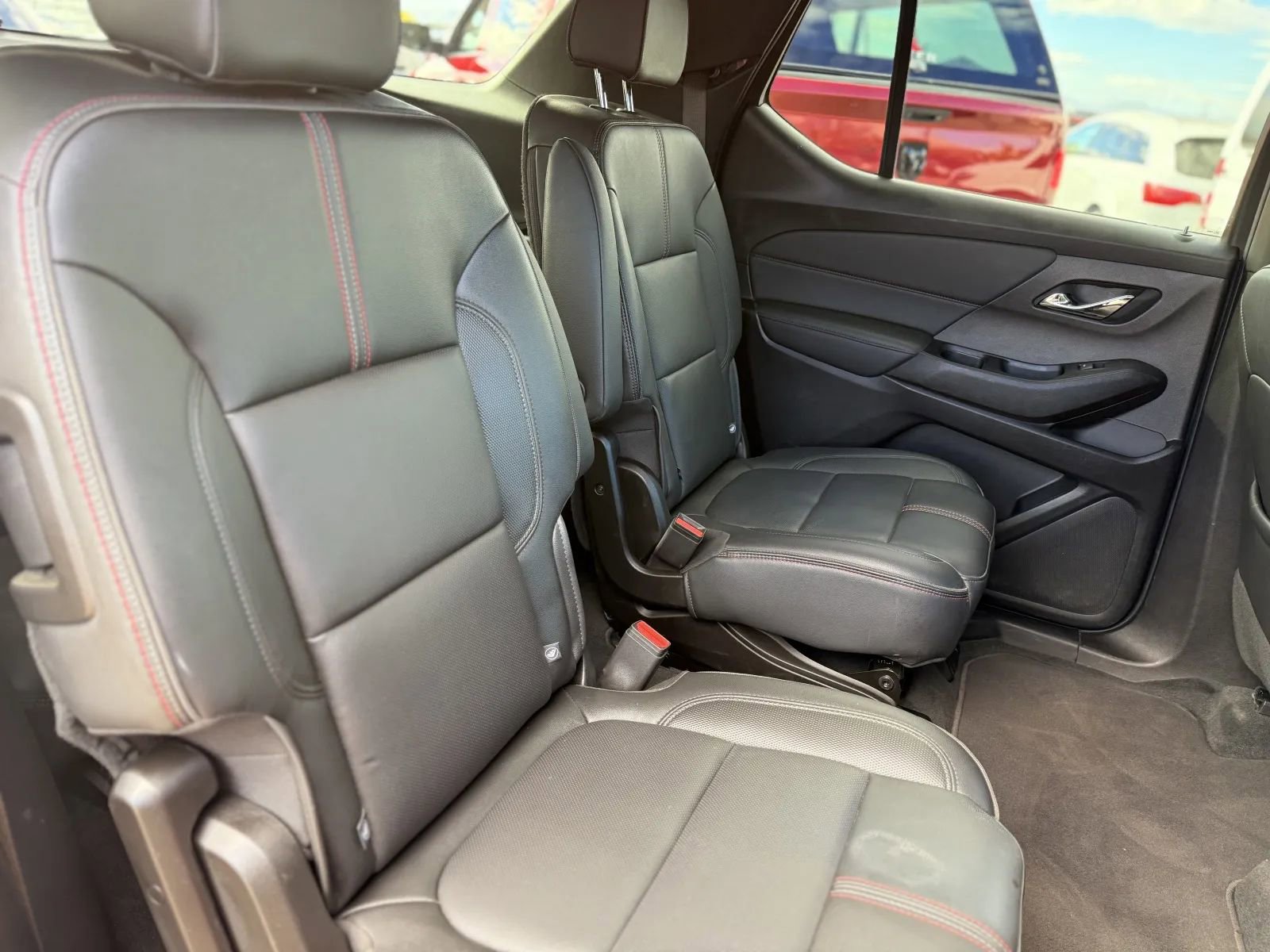 Used 2023 Chevrolet Traverse RS AWD/4WD image 20