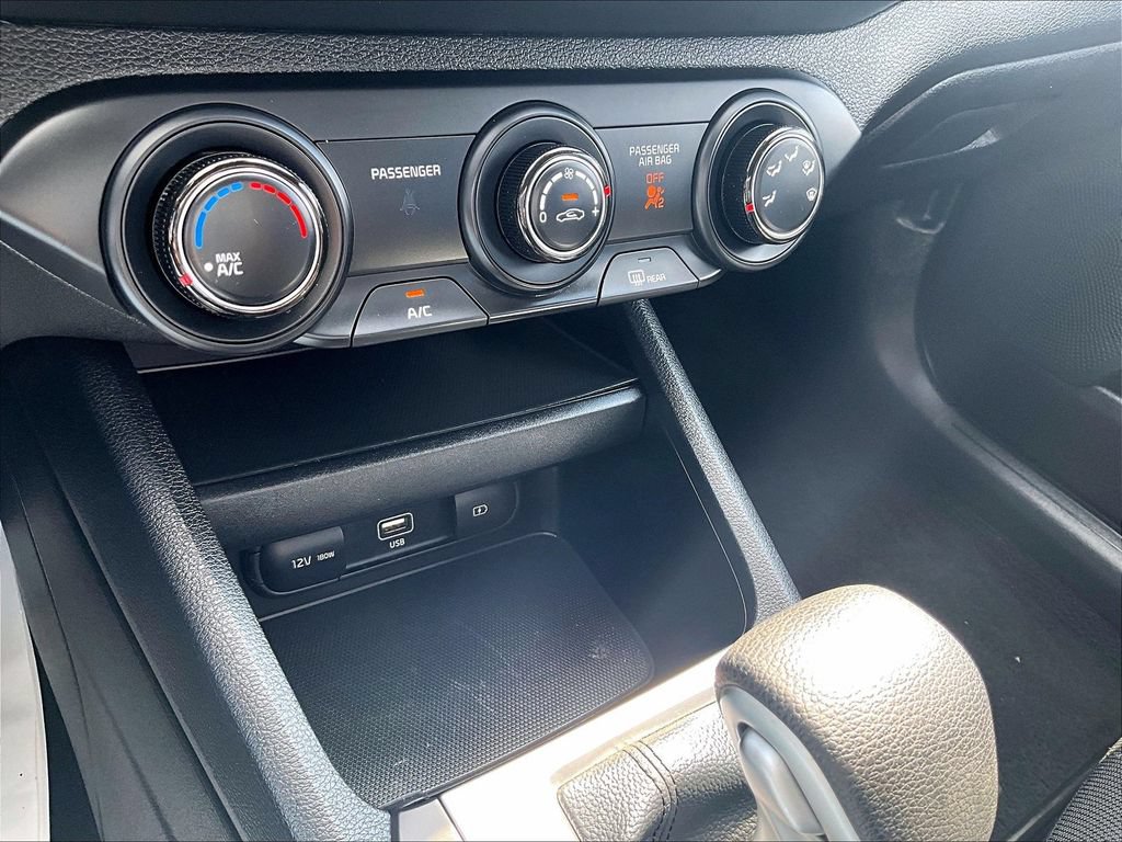 Used 2024 Kia Forte LXS w/ LXS Technology Package FWD image 32
