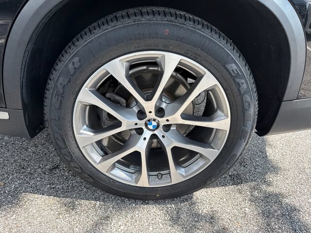 Used 2019 BMW X5 xDrive40i w/ Premium Package 2 AWD/4WD image 10