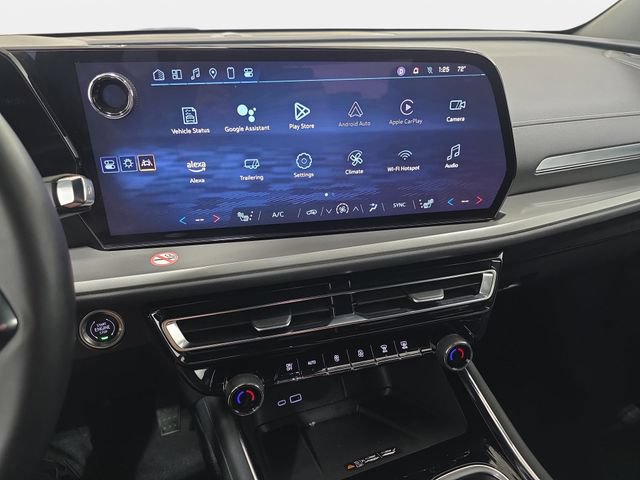Used 2025 Chevrolet Traverse LT AWD/4WD image 20