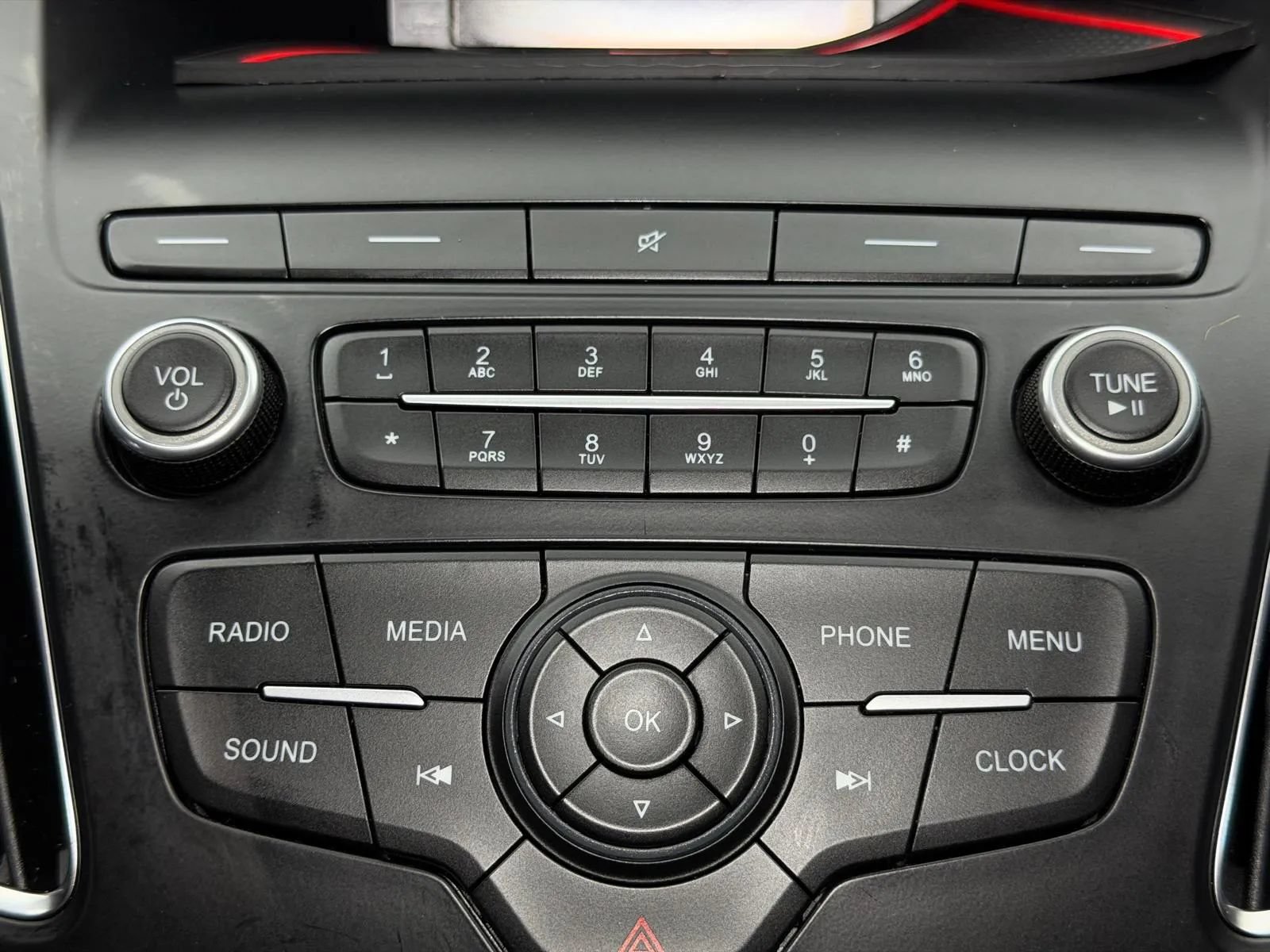 Used 2018 Ford Focus ST FWD image 34