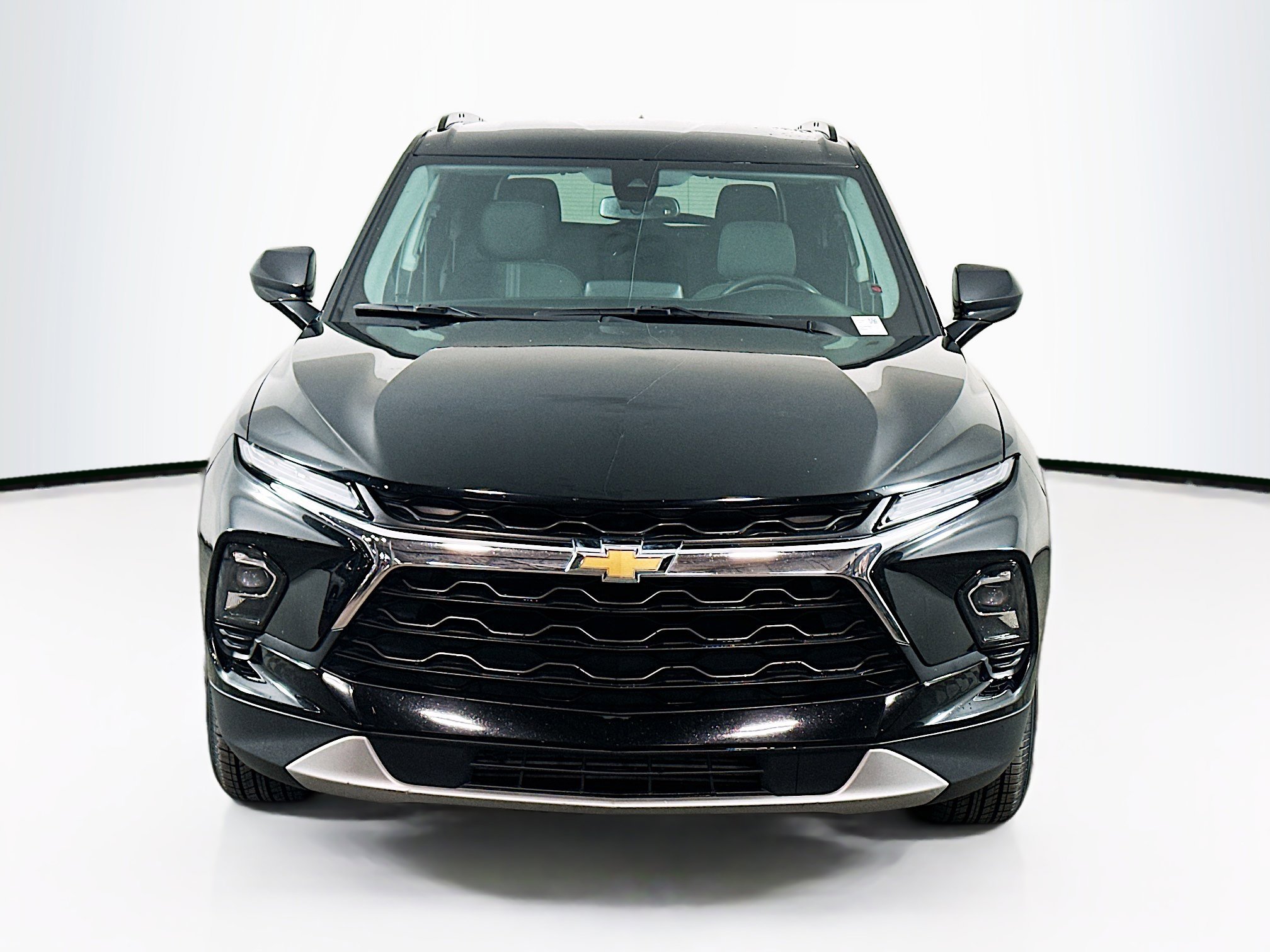 Used 2023 Chevrolet Blazer LT w/ Convenience Package image 2