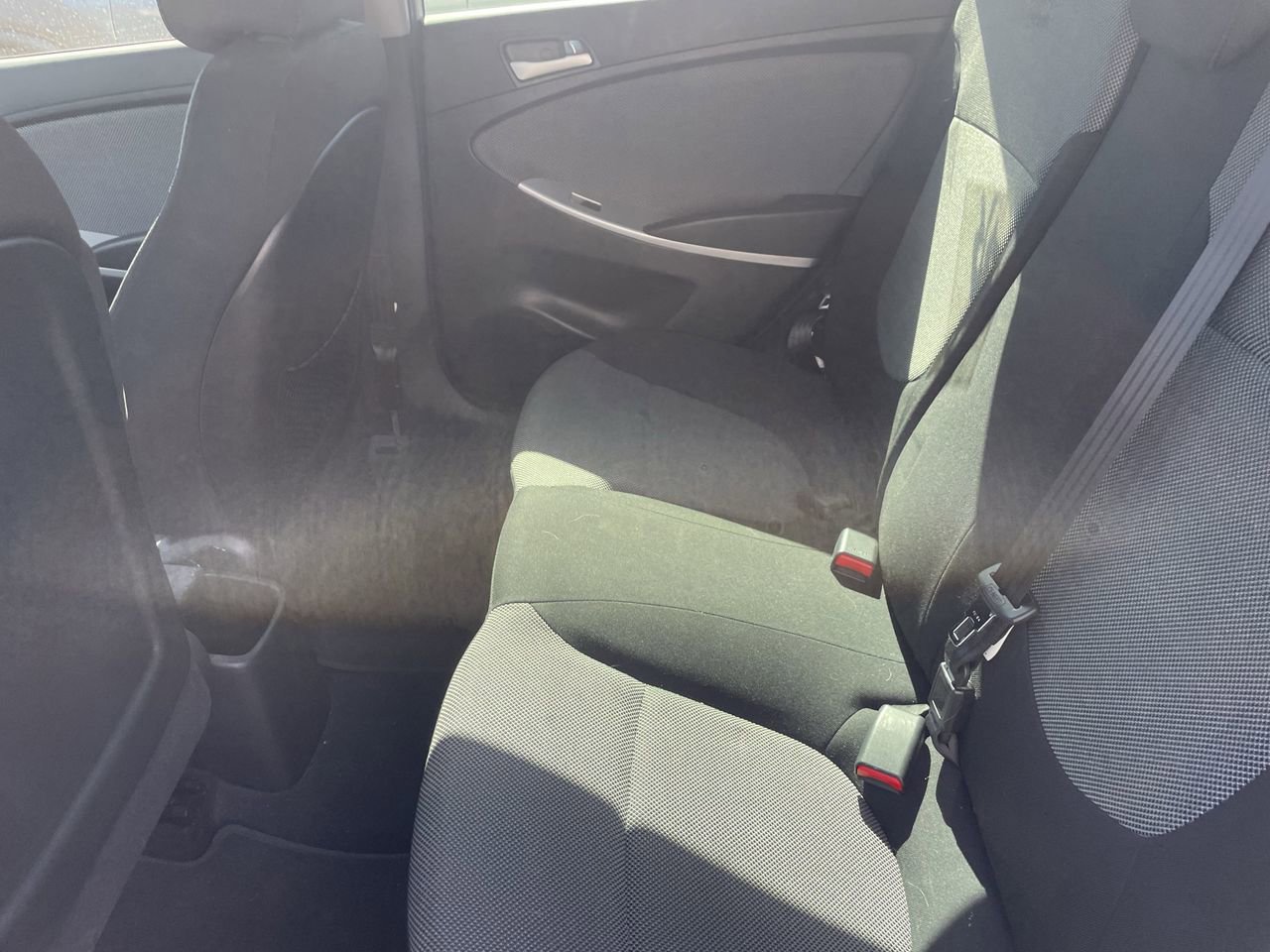 Used 2012 Hyundai Accent GS FWD image 9