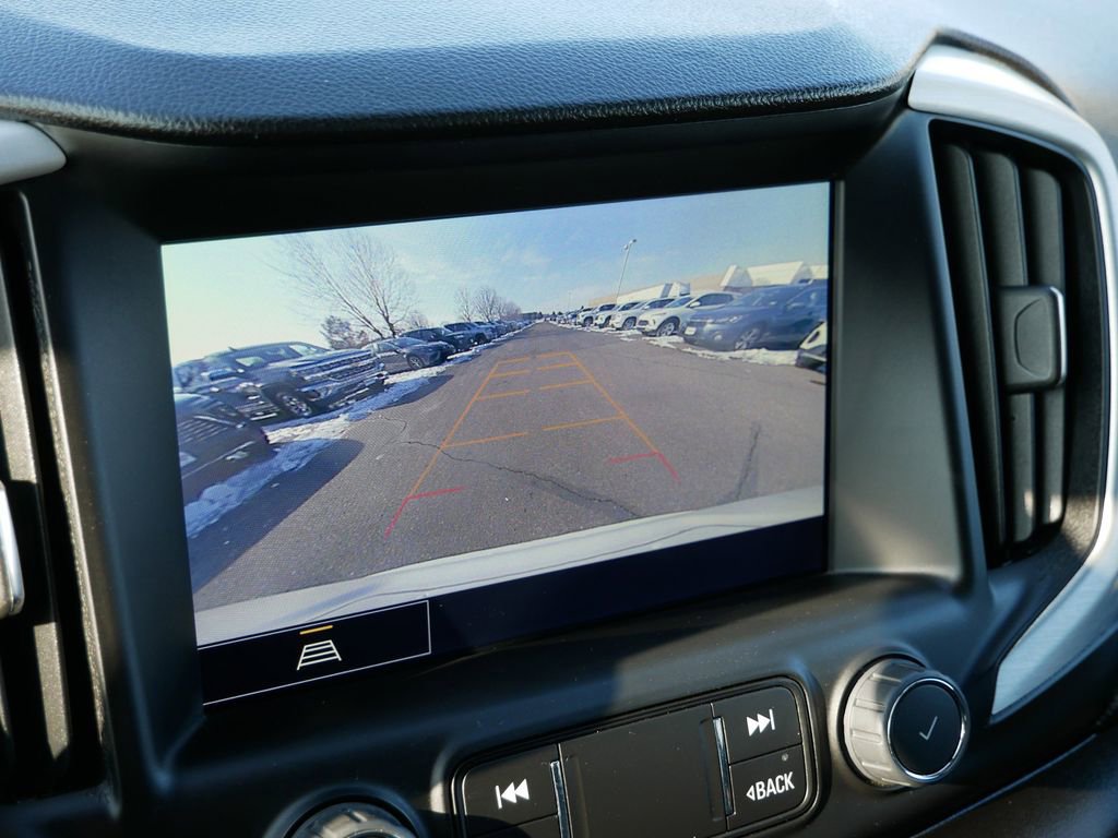 Used 2024 GMC Terrain SLT image 27