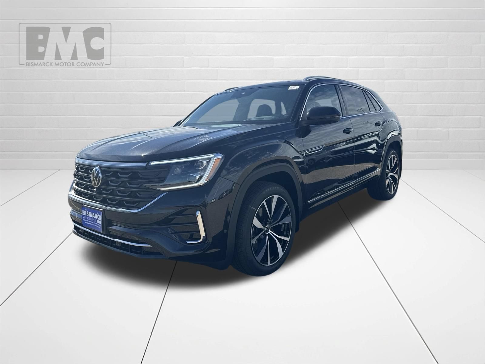 New 2026 Volkswagen Atlas Cross Sport SEL Premium R-Line AWD/4WD image 1