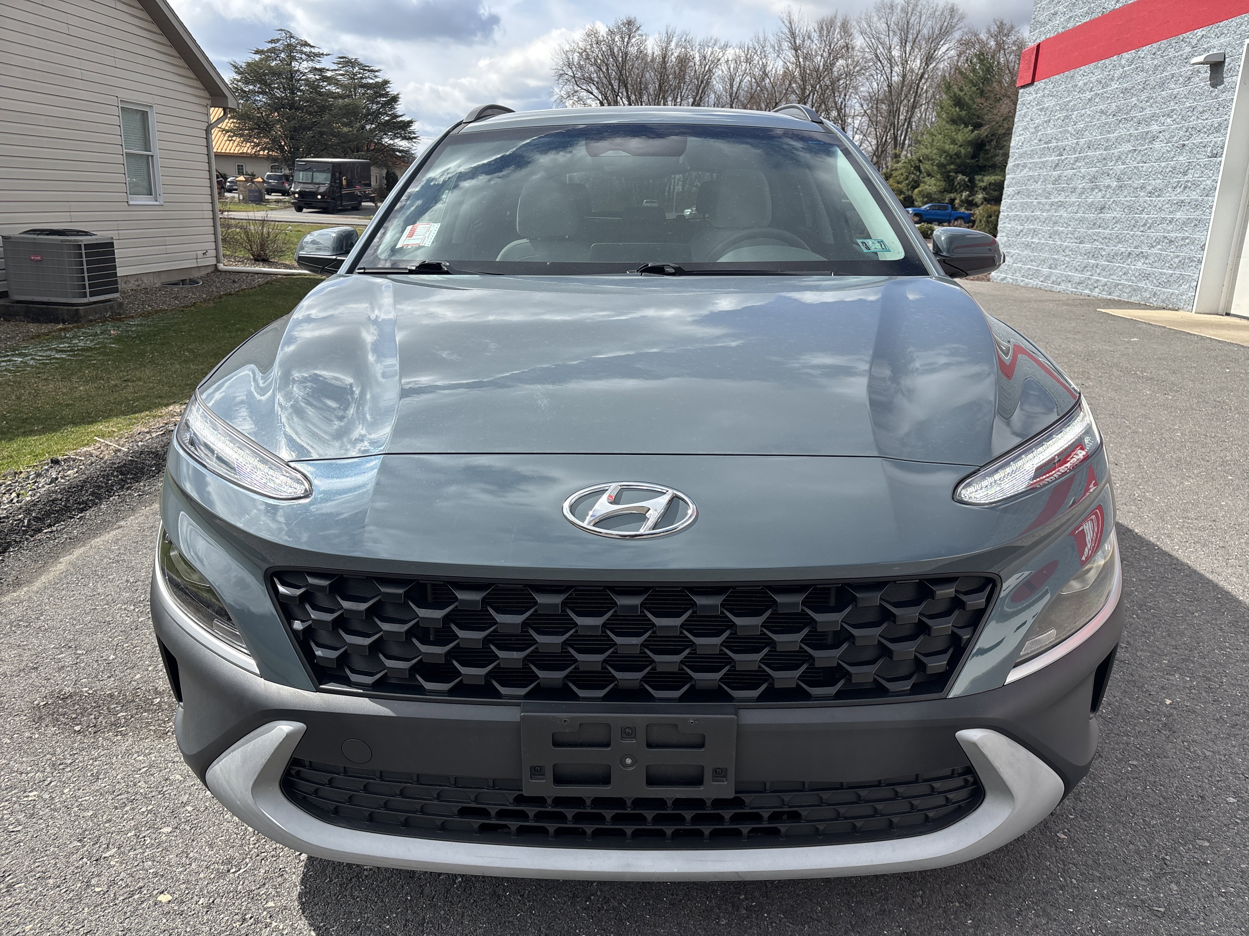 Used 2022 Hyundai Kona SEL image 9