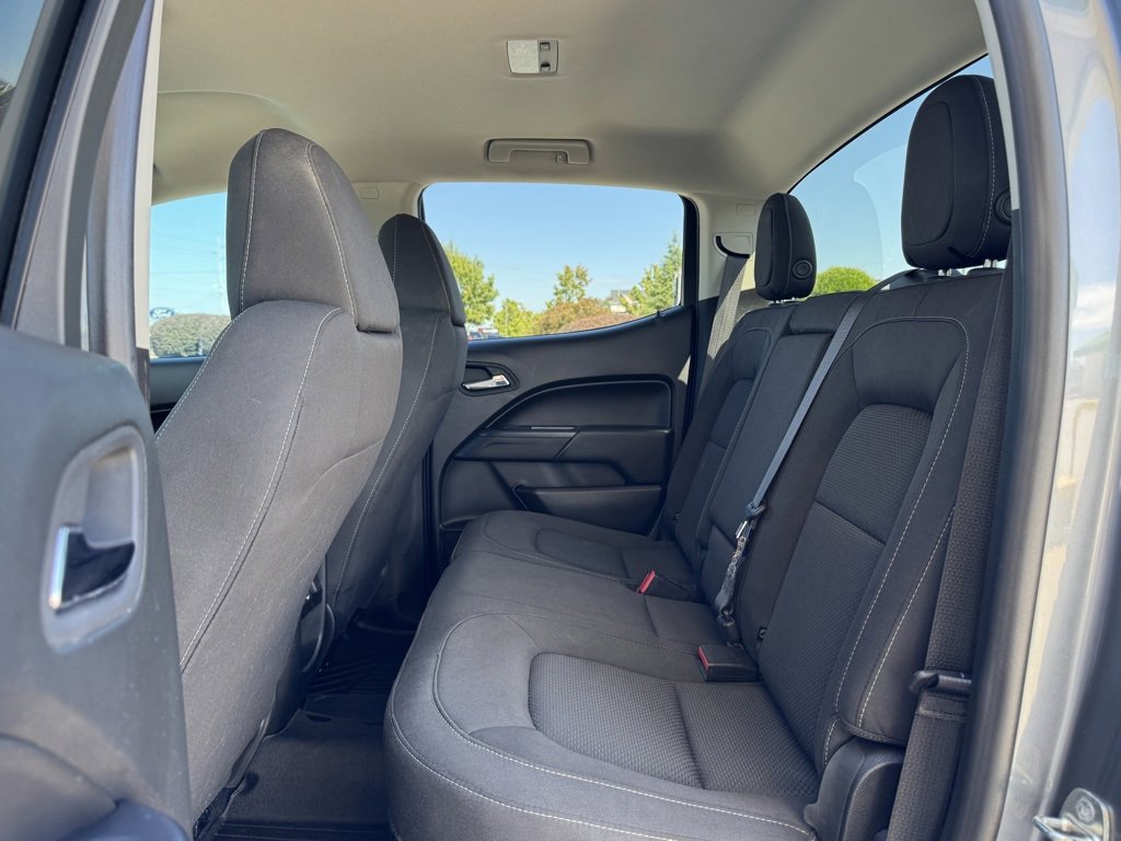Used 2020 Chevrolet Colorado LT w/ Safety Package image 24