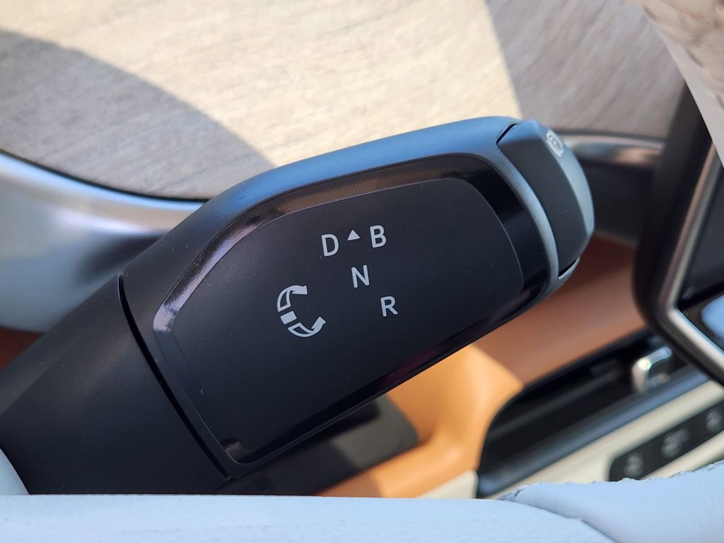 New 2025 Volkswagen ID. Buzz 1st Edition image 22