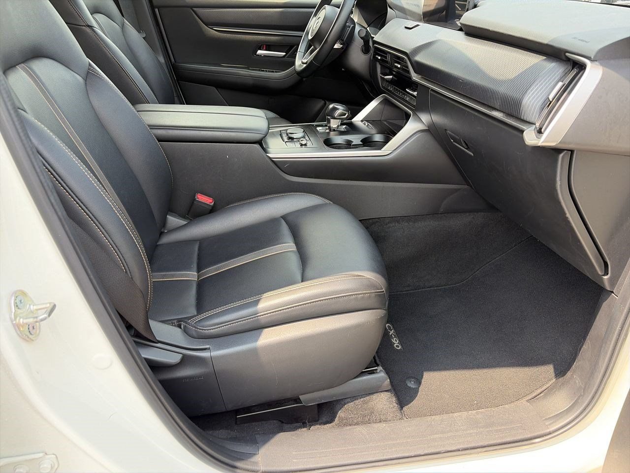 Used 2024 MAZDA CX-90 3.3 Turbo w/ Select Package AWD/4WD image 23