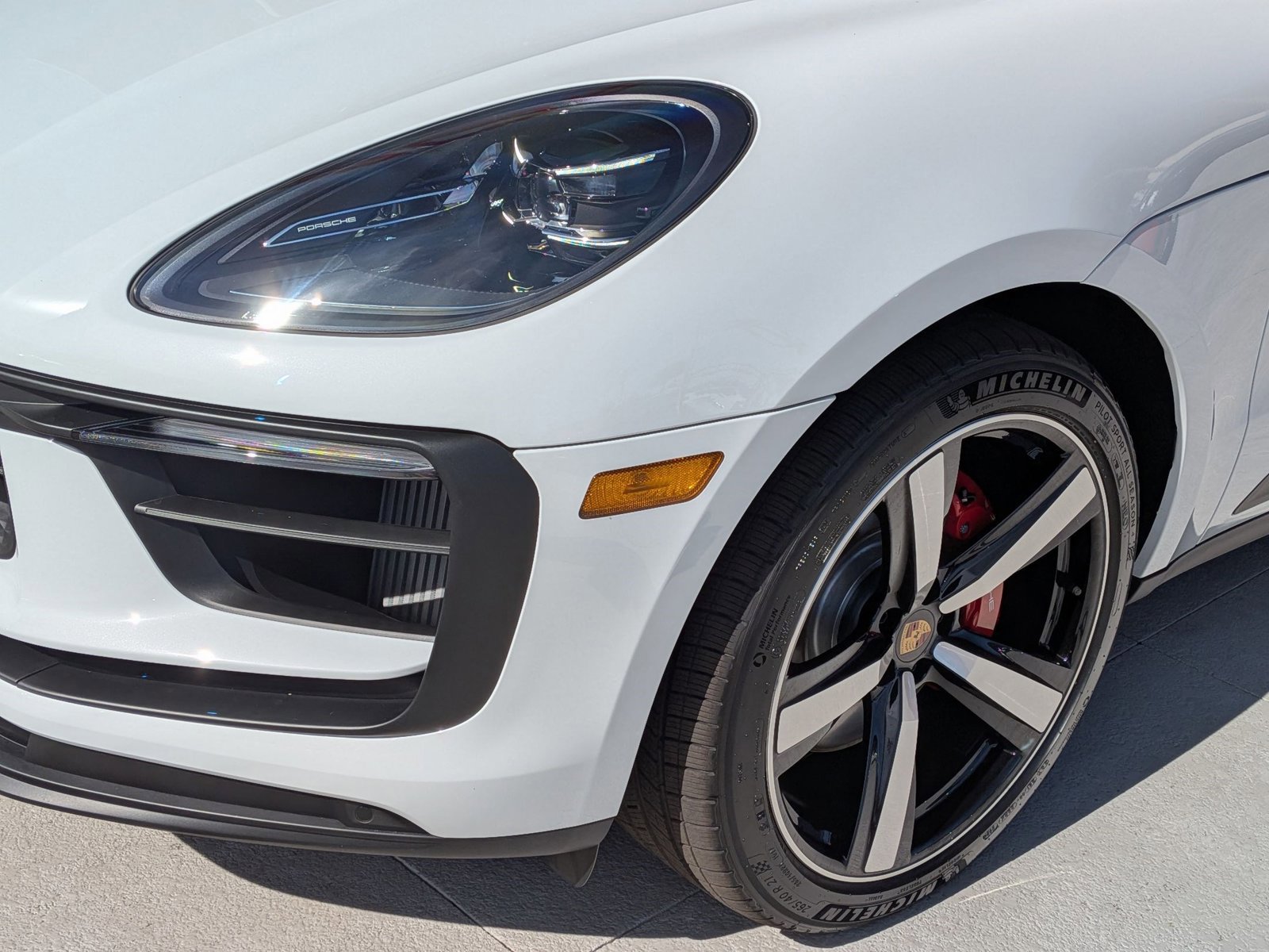 New 2026 Porsche Macan S image 12