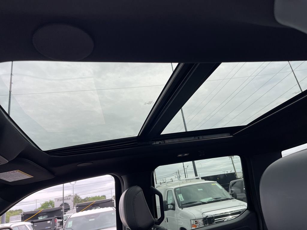 New 2025 Ford F350 Platinum image 18