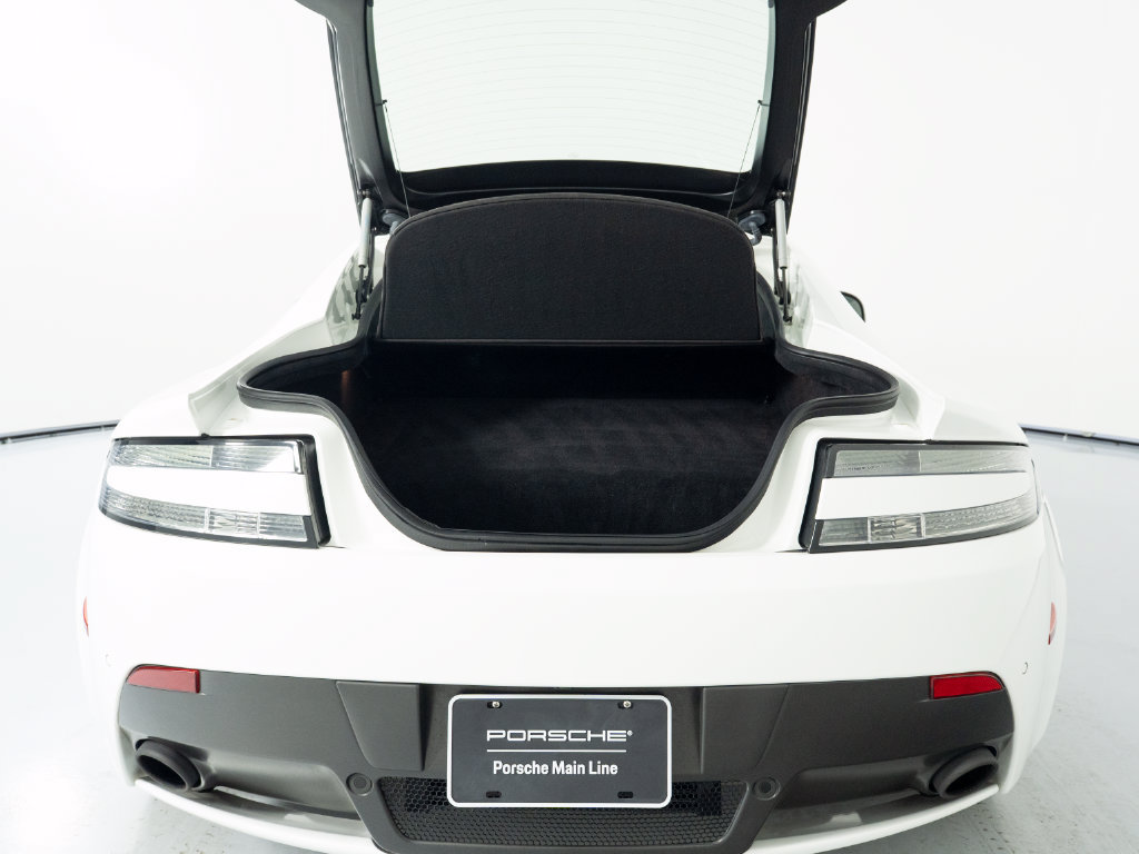Used 2015 Aston Martin V8 Vantage GT RWD image 55