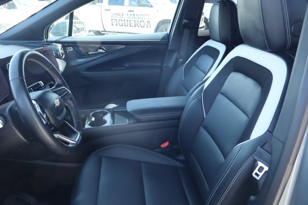 Used 2024 Chevrolet Blazer EV LT AWD/4WD image 19