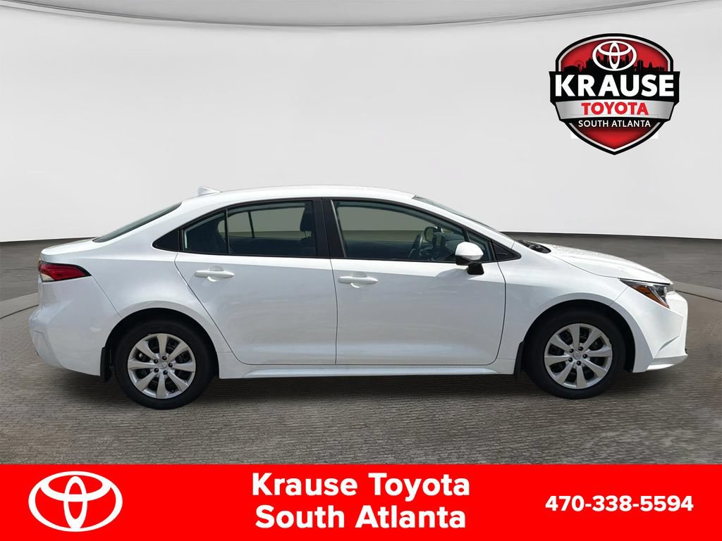 Used 2026 Toyota Corolla LE FWD image 9