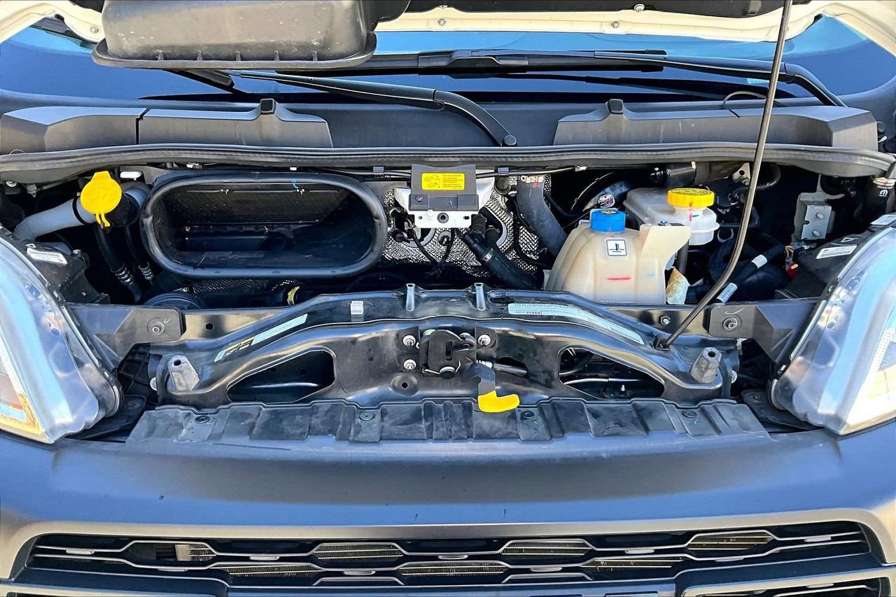 Used 2024 RAM ProMaster 2500 w/ Convenience Group image 35