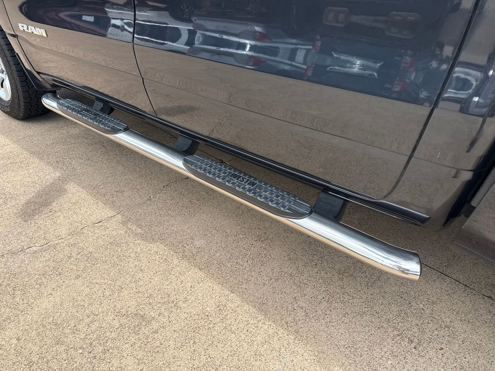 Used 2019 RAM 1500 Big Horn AWD/4WD image 12