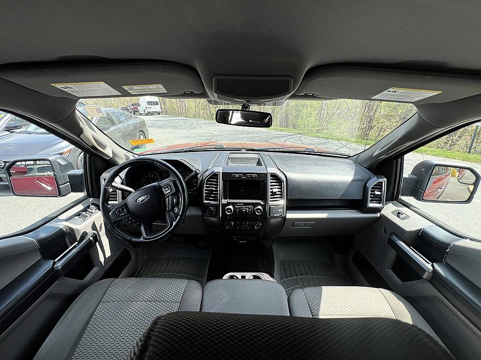 Used 2015 Ford F150 XLT w/ Equipment Group 302A Luxury image 16