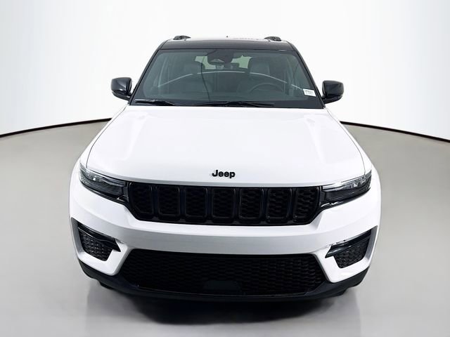 New 2025 Jeep Grand Cherokee Limited image 2