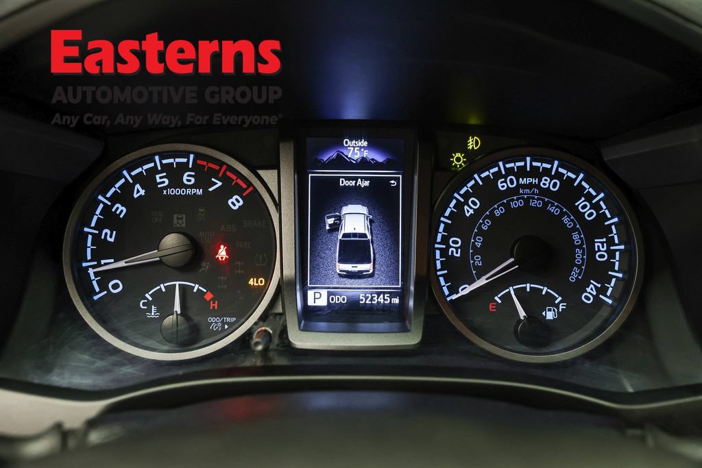 Used 2021 Toyota Tacoma TRD Off-Road AWD/4WD image 18
