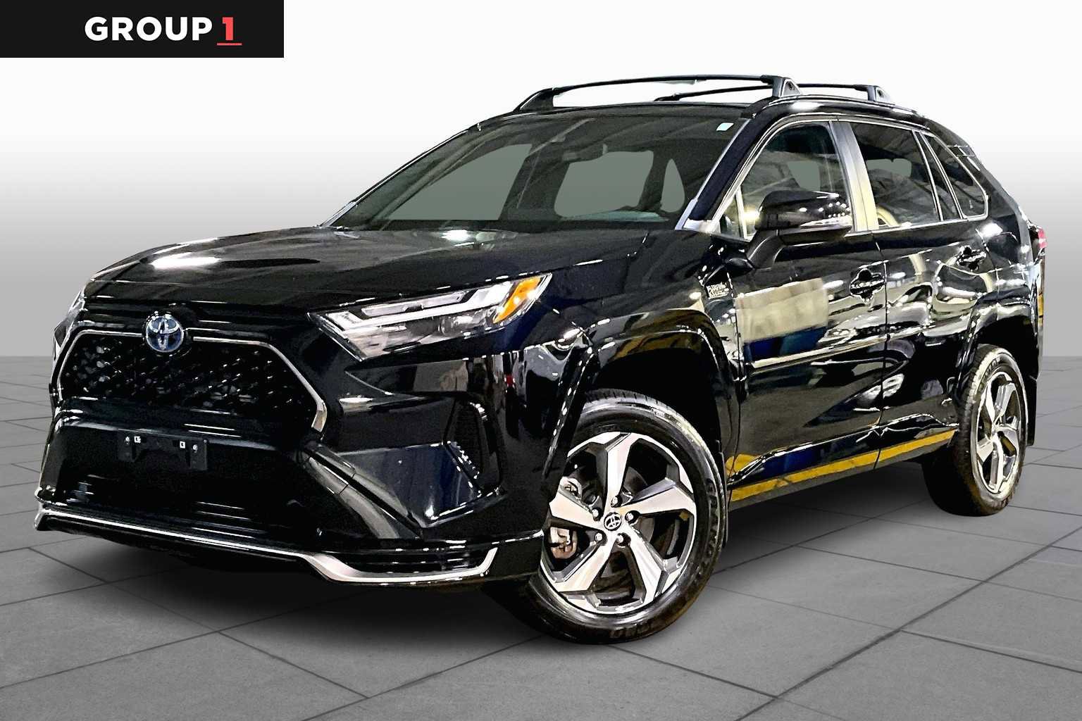 Used 2023 Toyota RAV4 SE