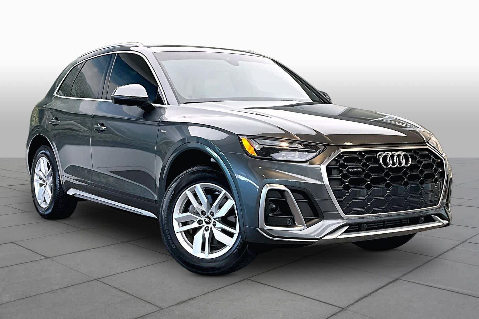 Certified 2023 Audi Q5 2.0T Premium w/ Convenience Package AWD/4WD image 3