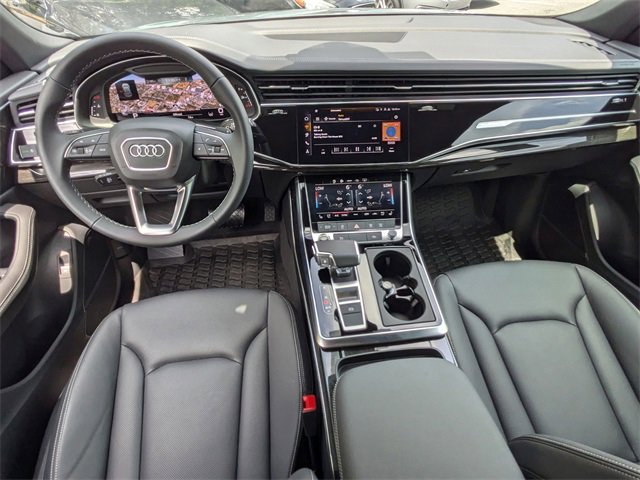 Used 2024 Audi Q8 Premium Plus image 5
