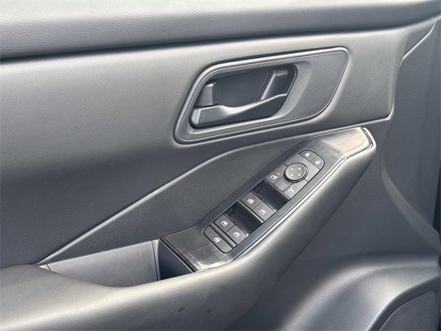 New 2026 Nissan Rogue S image 21