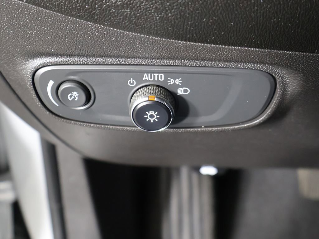 Used 2022 Chevrolet Equinox LT FWD image 30