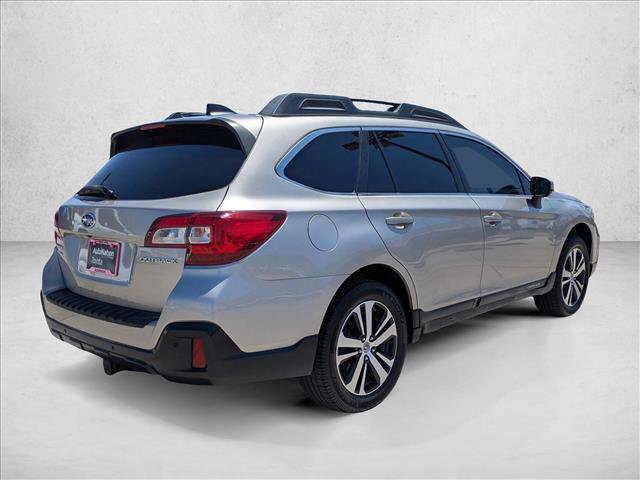 Used 2019 Subaru Outback 2.5i Limited AWD/4WD image 6
