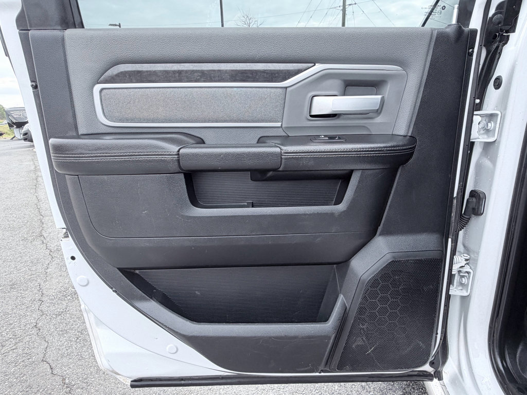 Used 2021 RAM 2500 Big Horn image 25