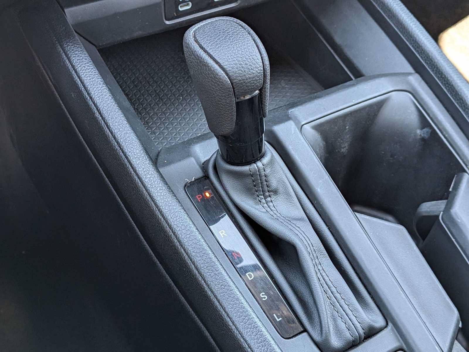 Certified 2025 Honda Accord LX image 28