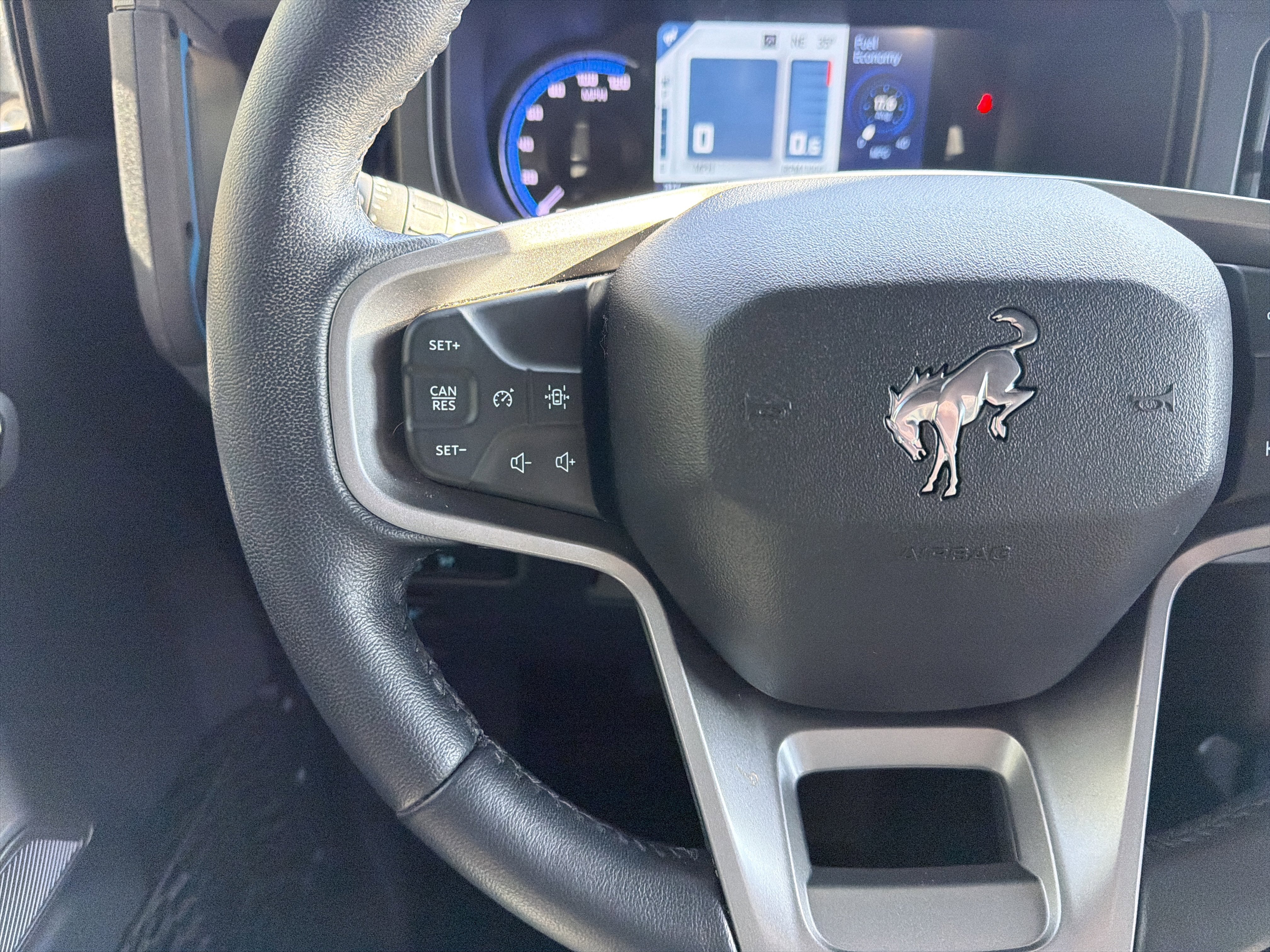 Used 2023 Ford Bronco Black Diamond image 19