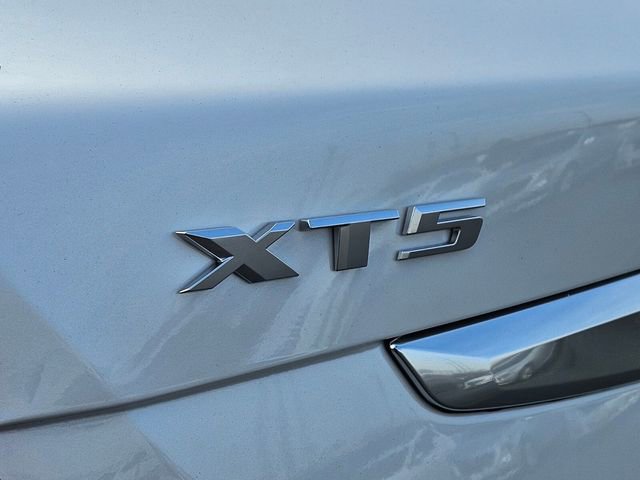 New 2026 Cadillac XT5 Luxury image 16
