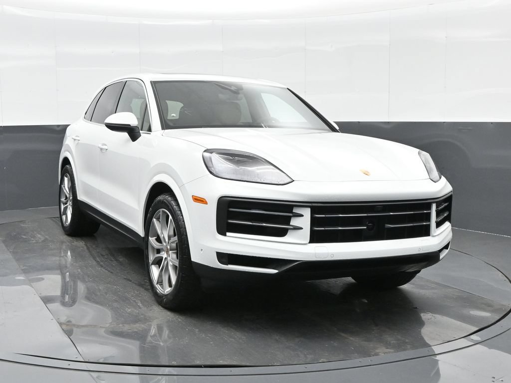 Certified 2026 Porsche Cayenne AWD/4WD image 11