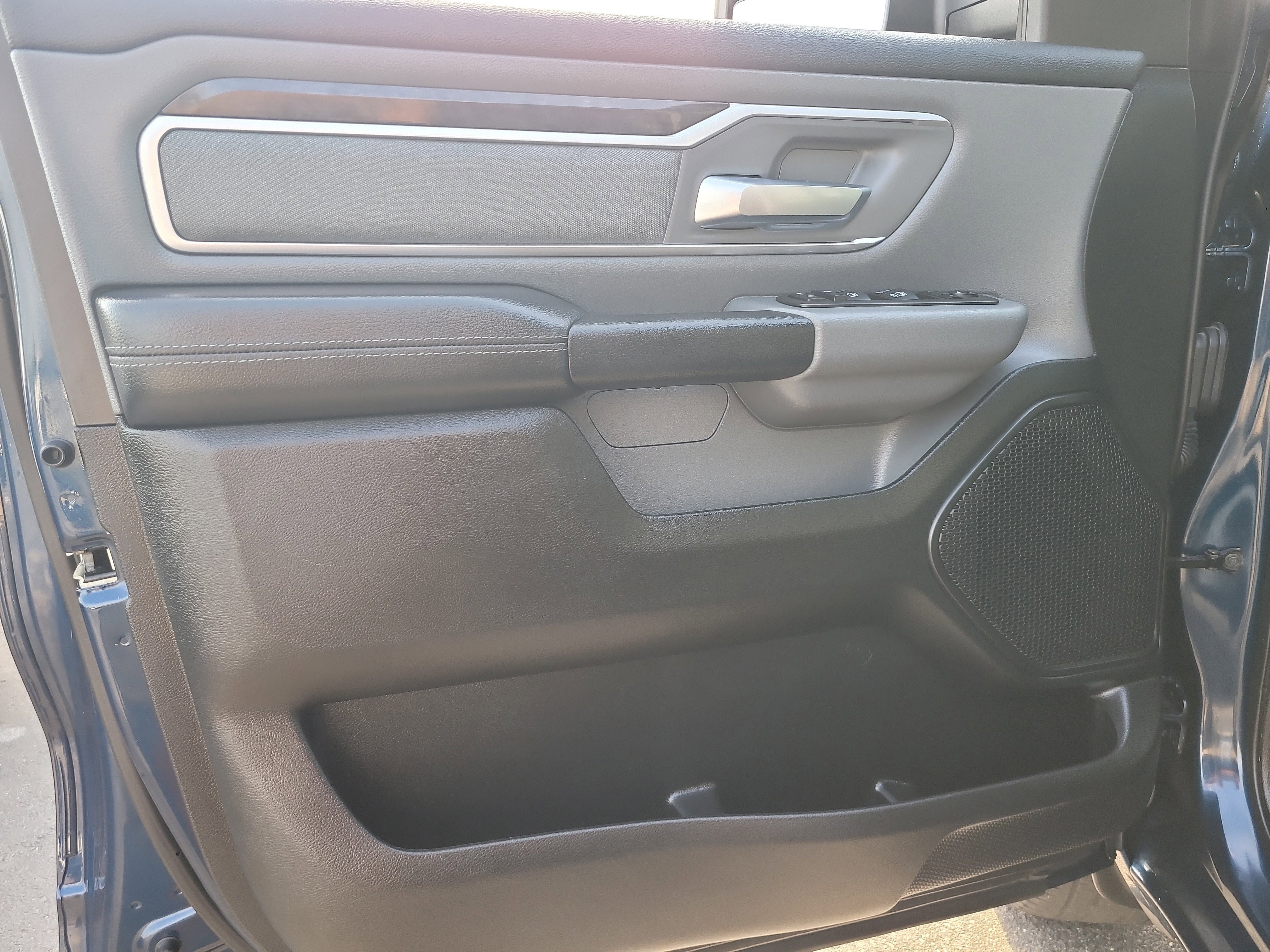 Used 2022 RAM 1500 Big Horn image 15