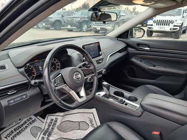 Used 2020 Nissan Altima 2.5 SR w/ Premium Package image 10