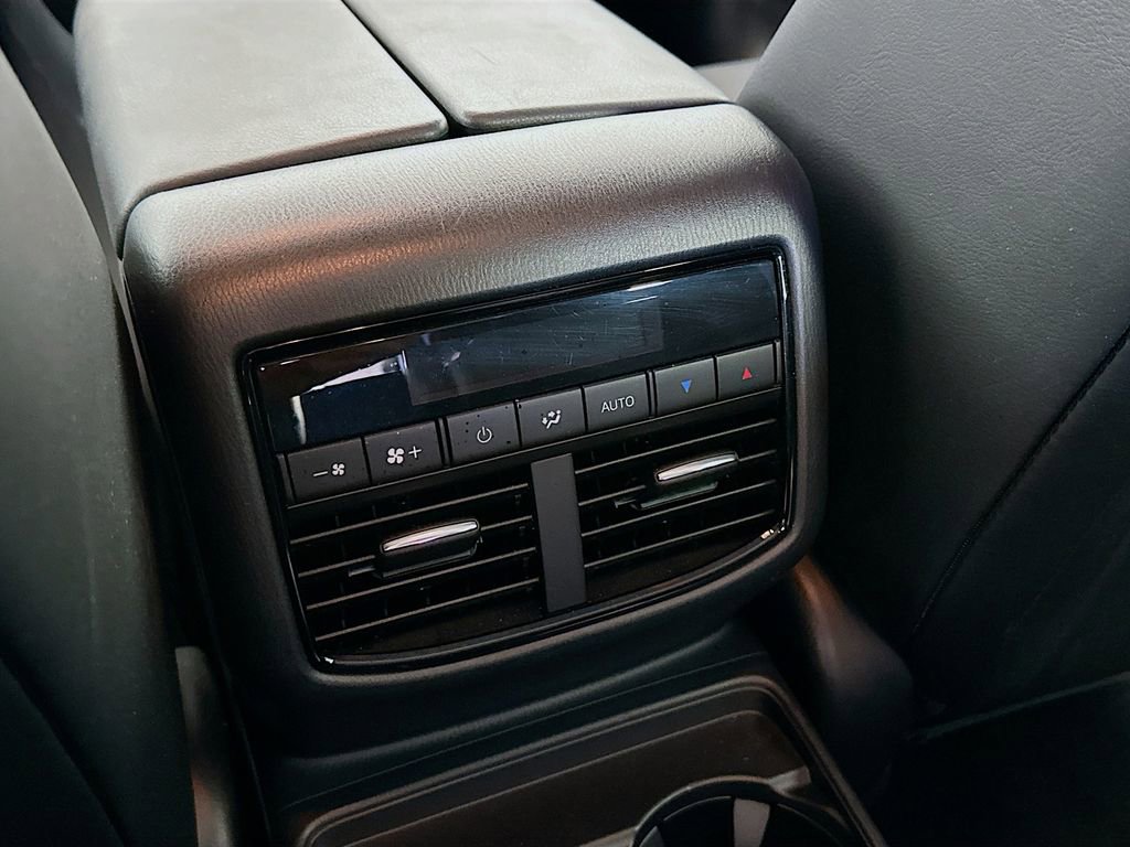 Used 2023 MAZDA CX-9 Touring AWD/4WD image 34