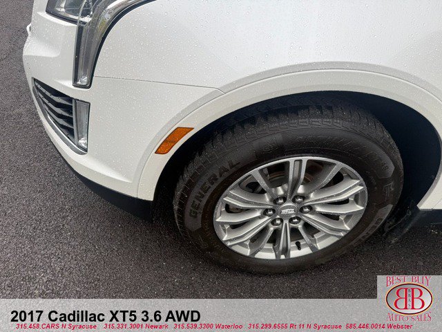 Used 2017 Cadillac XT5 Luxury w/ Driver Awareness Package AWD/4WD image 8