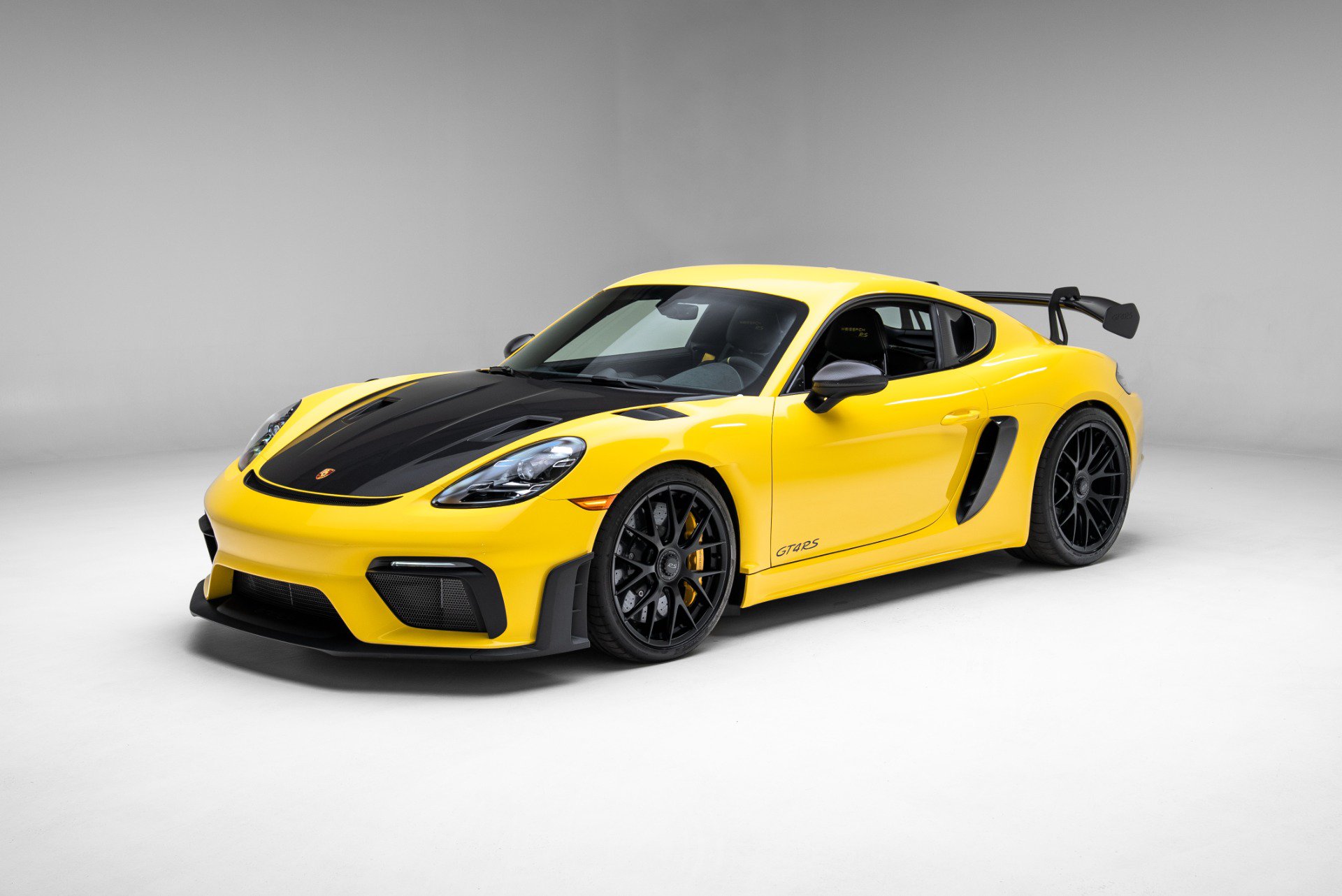 Used 2024 Porsche 718 Cayman GT4 RS RWD image 6