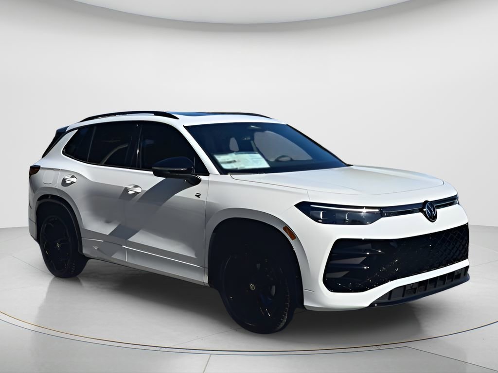 New 2026 Volkswagen Tiguan SE R-Line image 2