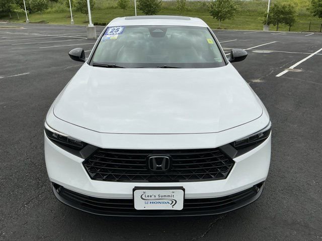 Used 2025 Honda Accord SE image 9
