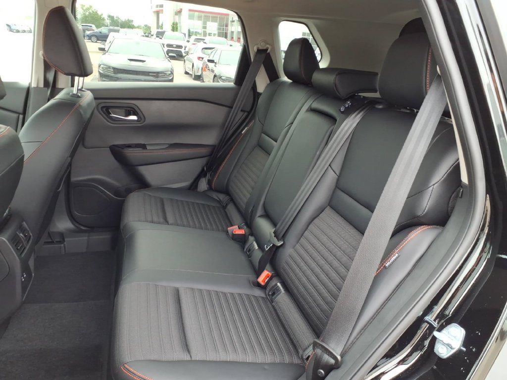 New 2026 Nissan Rogue SV AWD/4WD image 26