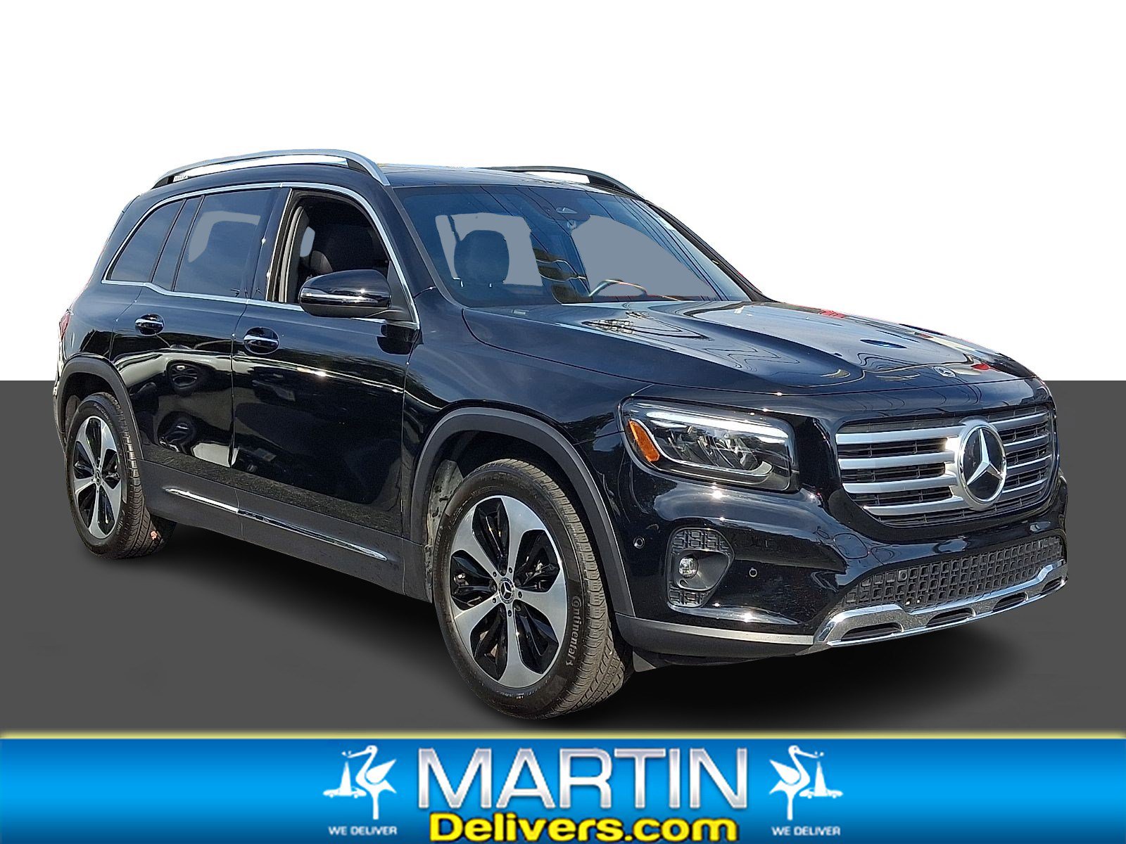 Used 2024 Mercedes-Benz GLB 250 4MATIC image 1