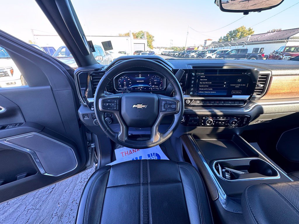 Used 2024 Chevrolet Silverado 2500 High Country w/ Technology Package AWD/4WD image 22