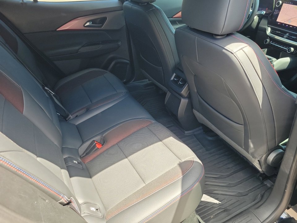 Used 2024 Chevrolet Equinox EV RS FWD image 31