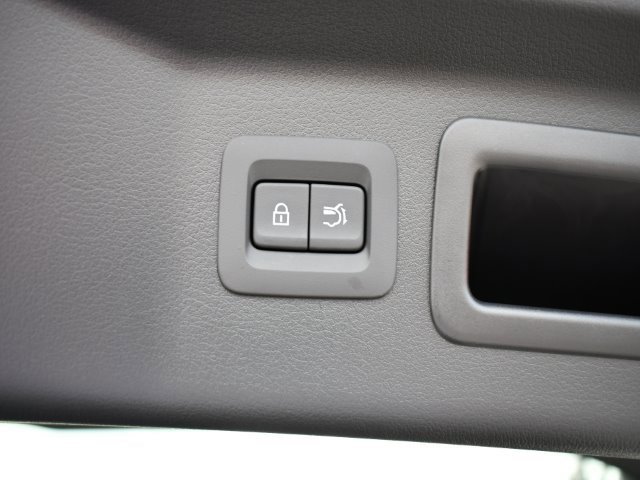 New 2025 MAZDA CX-70 Plug-In Hybrid w/ Premium Pkg image 32