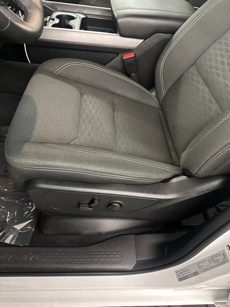 Used 2026 RAM 1500 Big Horn AWD/4WD image 13