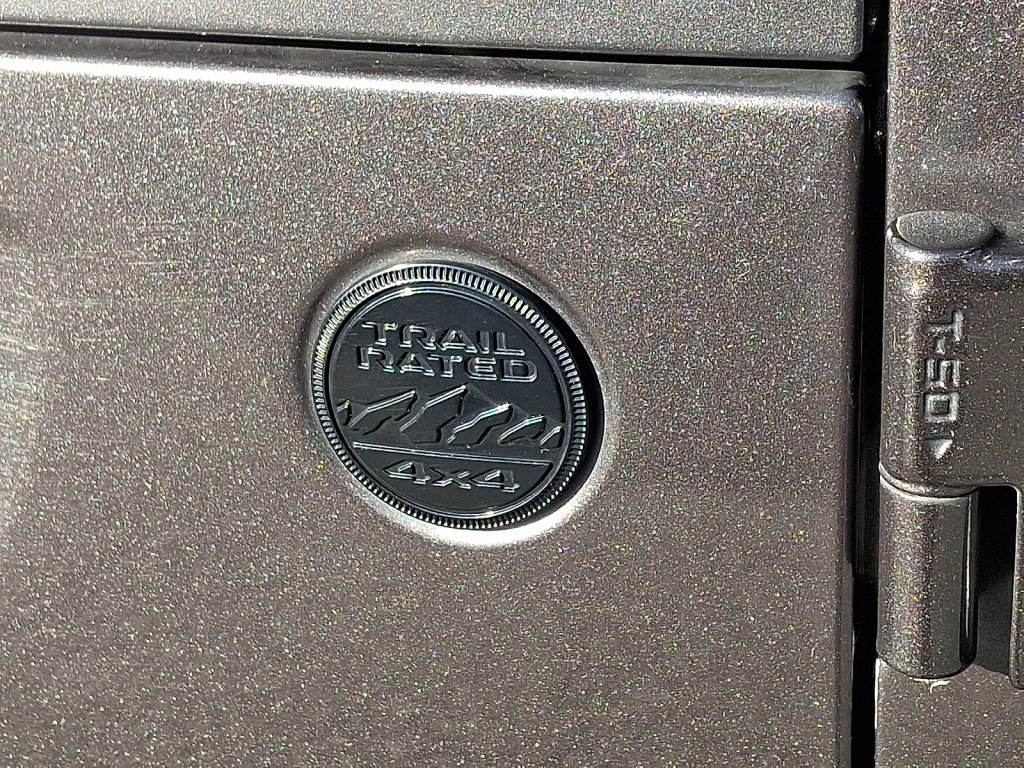 Used 2021 Jeep Wrangler Unlimited Sahara image 17